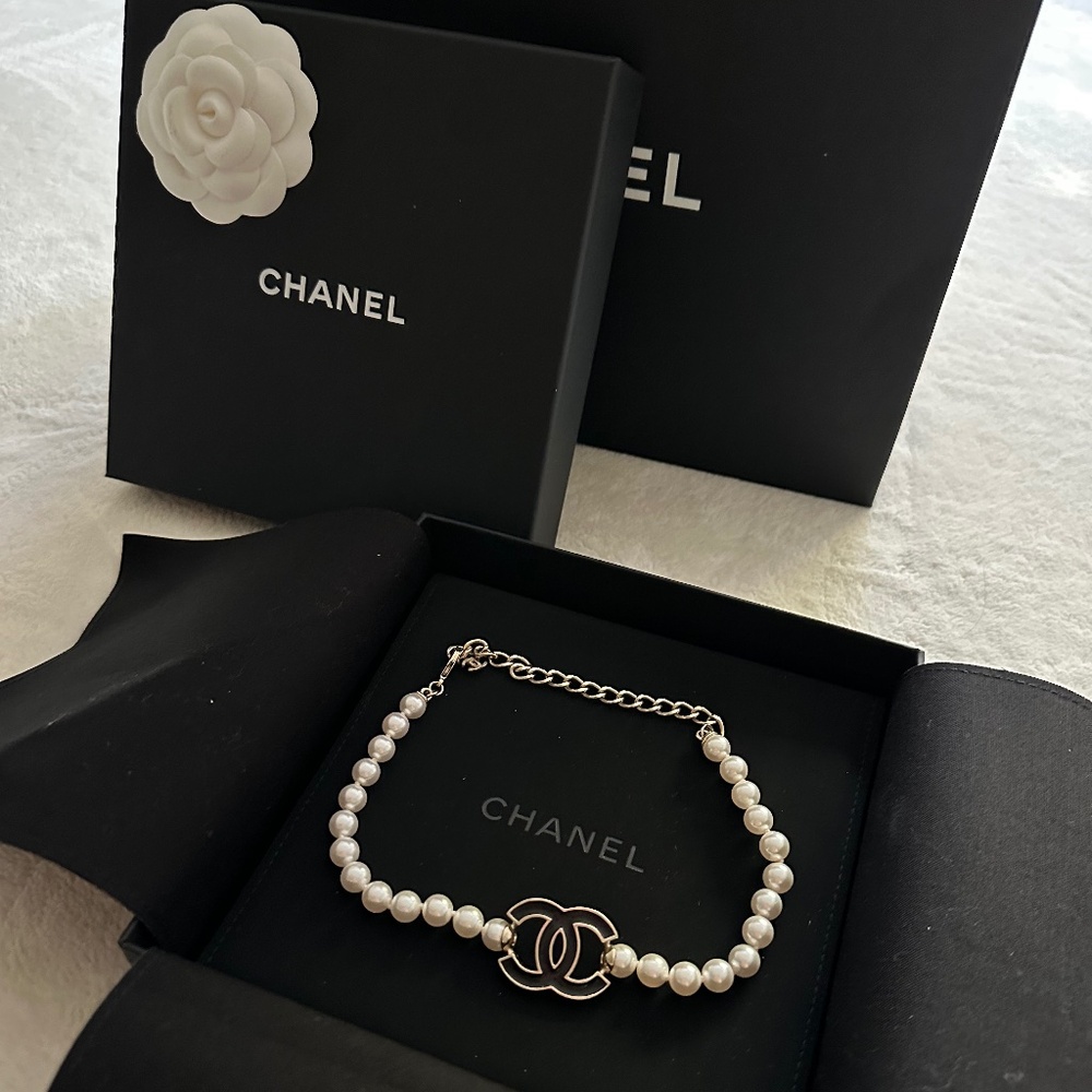 Authentic Chanel Pearl Choker